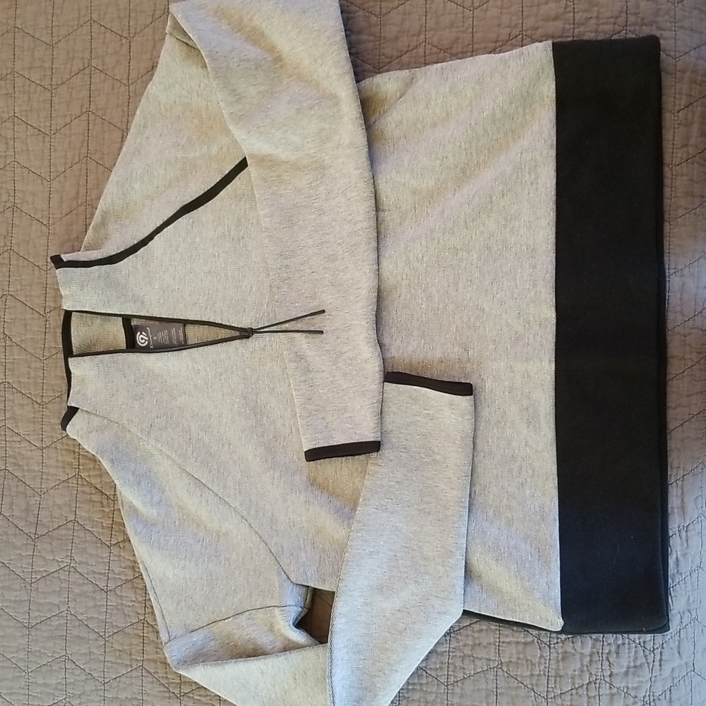 Champion 1/4 zip pullover, size Small, grey and black
